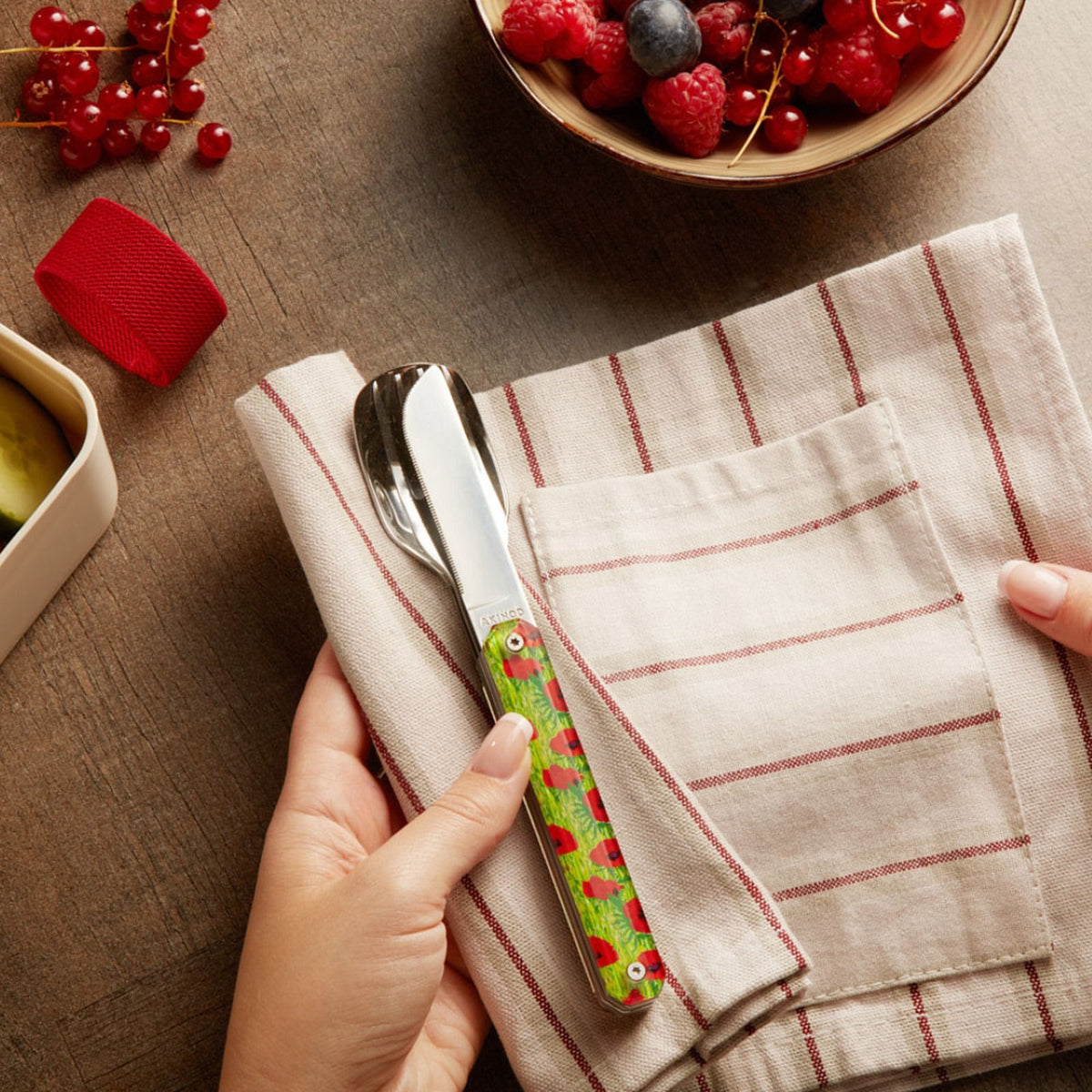 Travel napkin roll 11:37, Burgundy
